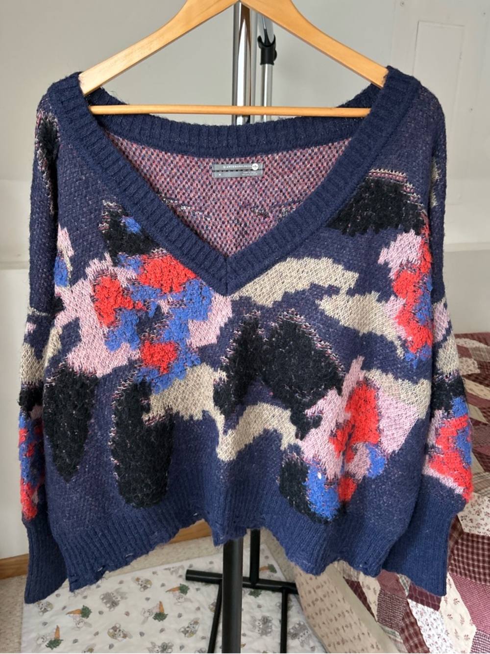 Anthropologie Floral Knit V-Neck Sweater Medium